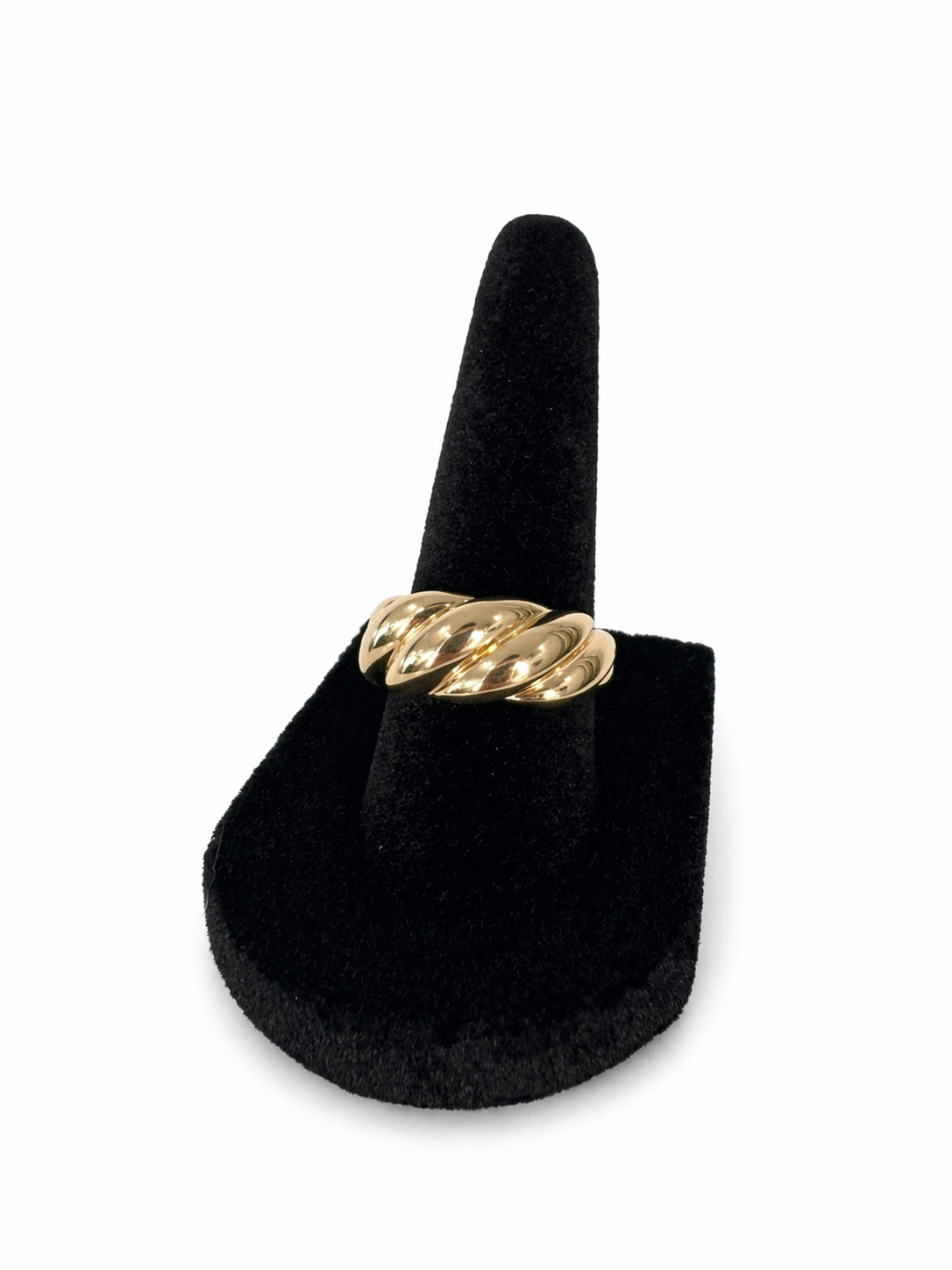 Pretty Ring 10Kt Size# 7.5